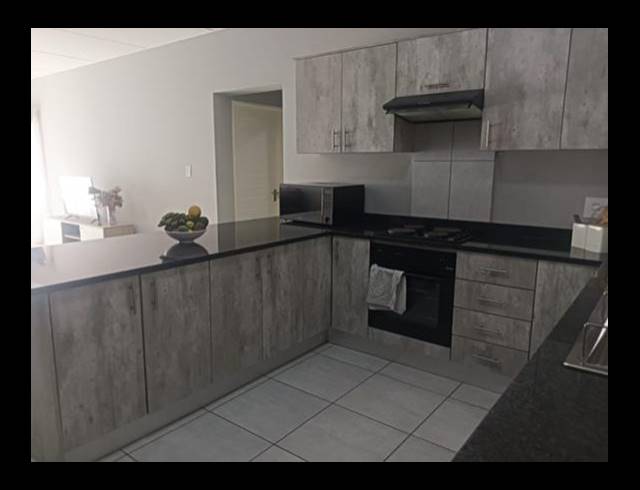 2 BEDROOM TOWNHOUSE FOR SALE IN BRENTWOOD PARK AH